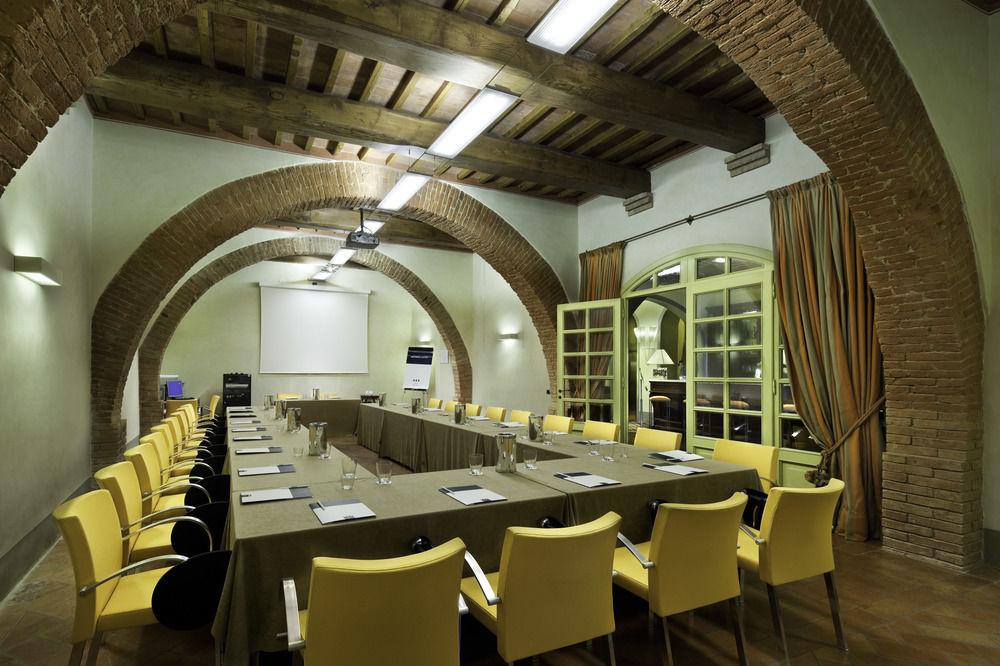 Unahotels Palazzo Mannaioni Toscana Montaione Bagian luar foto