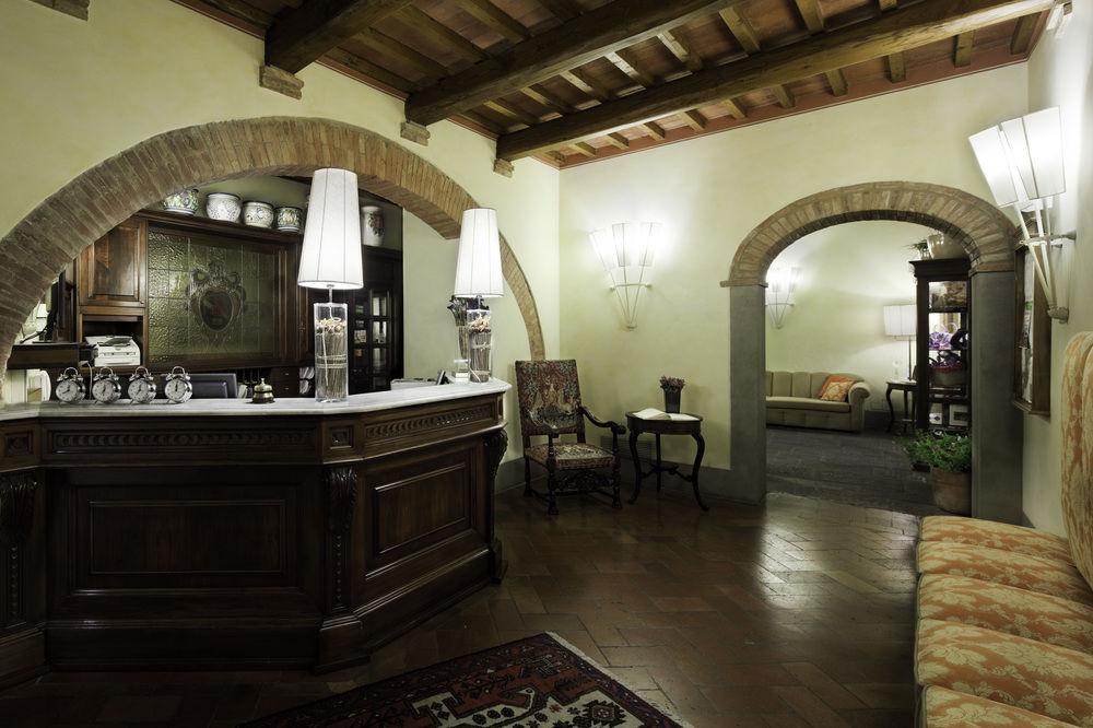 Unahotels Palazzo Mannaioni Toscana Montaione Bagian luar foto