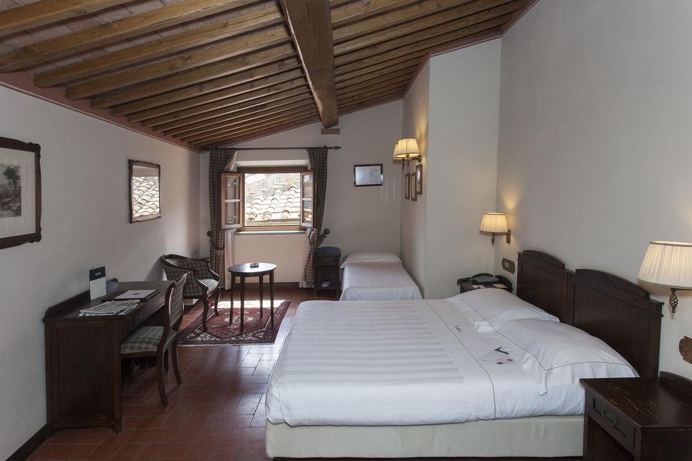 Unahotels Palazzo Mannaioni Toscana Montaione Bagian luar foto