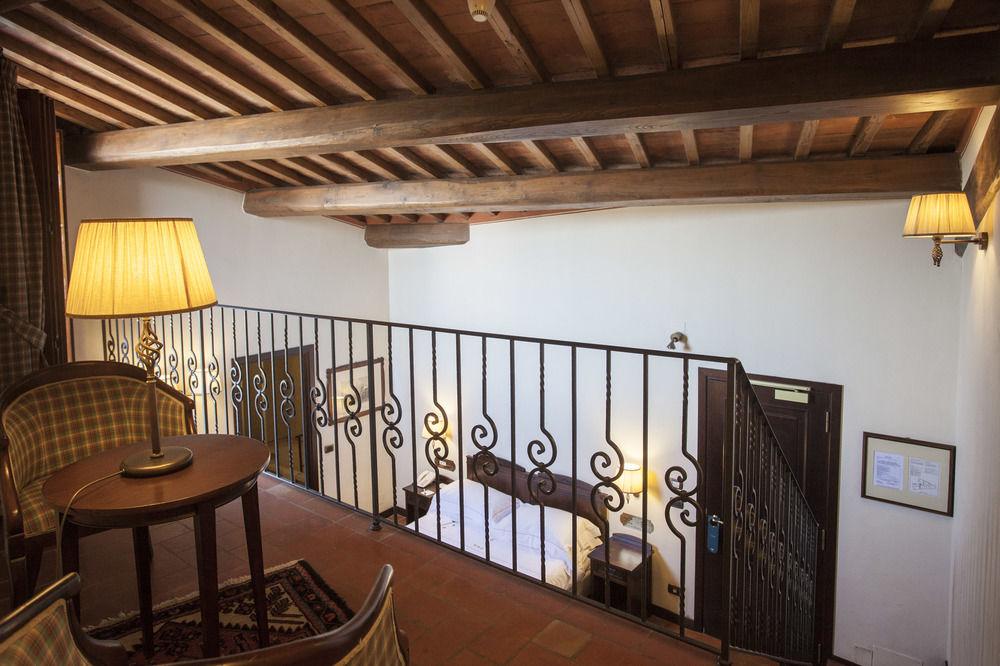 Unahotels Palazzo Mannaioni Toscana Montaione Bagian luar foto