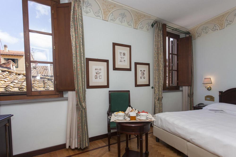 Unahotels Palazzo Mannaioni Toscana Montaione Bagian luar foto