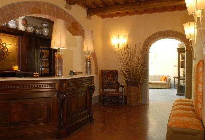 Unahotels Palazzo Mannaioni Toscana Montaione Bagian luar foto