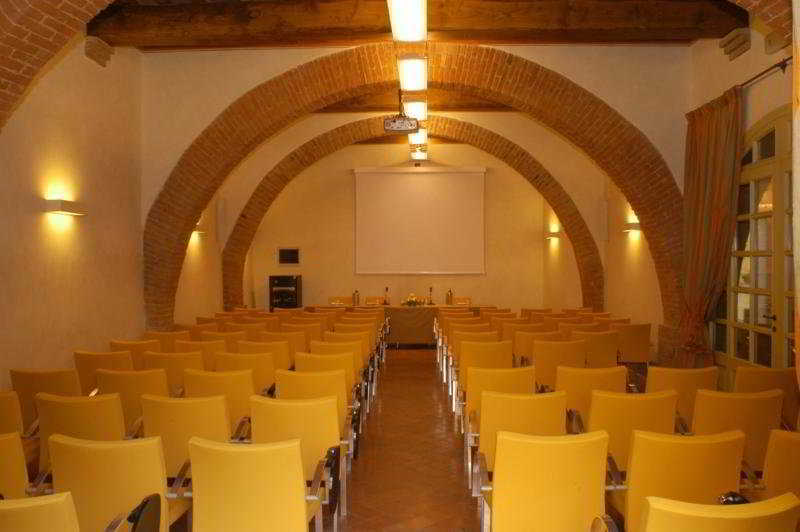 Unahotels Palazzo Mannaioni Toscana Montaione Bagian luar foto