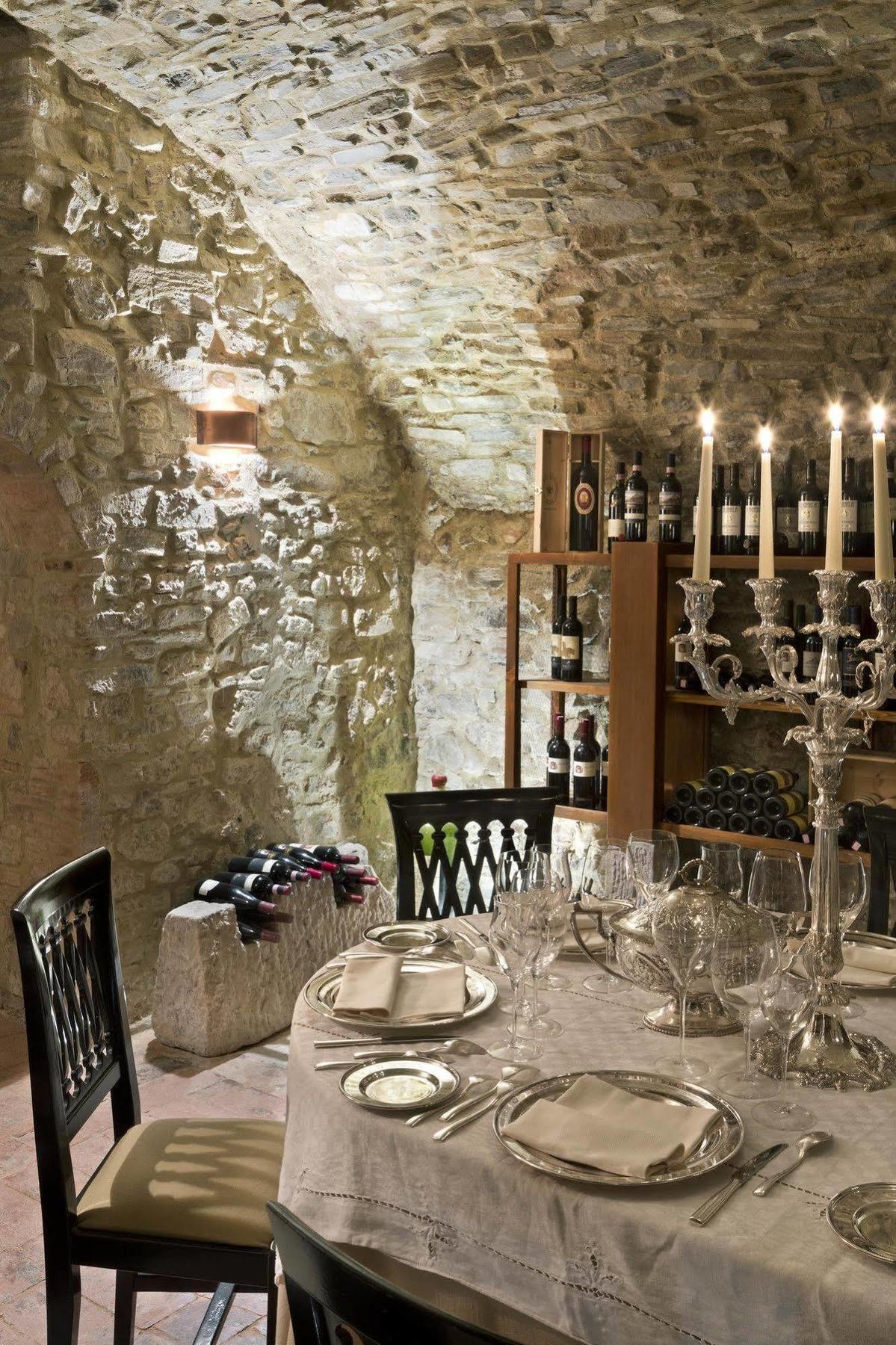 Unahotels Palazzo Mannaioni Toscana Montaione Bagian luar foto