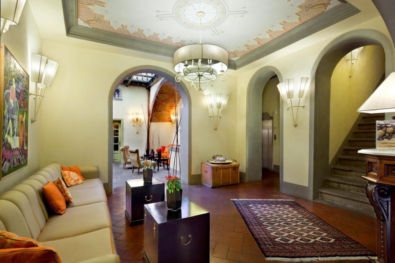 Unahotels Palazzo Mannaioni Toscana Montaione Bagian luar foto